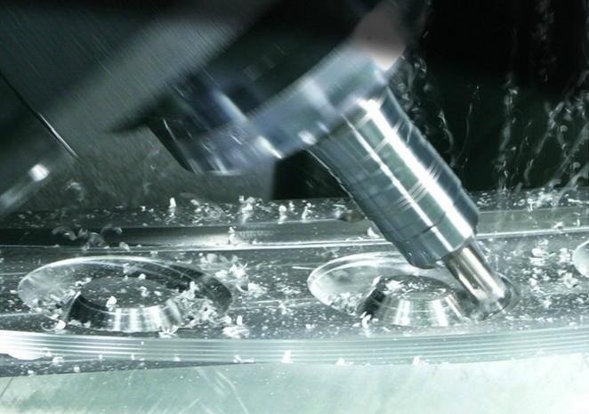 CNC数控车床的应用2.jpg CNC数控车床的应用2.jpg